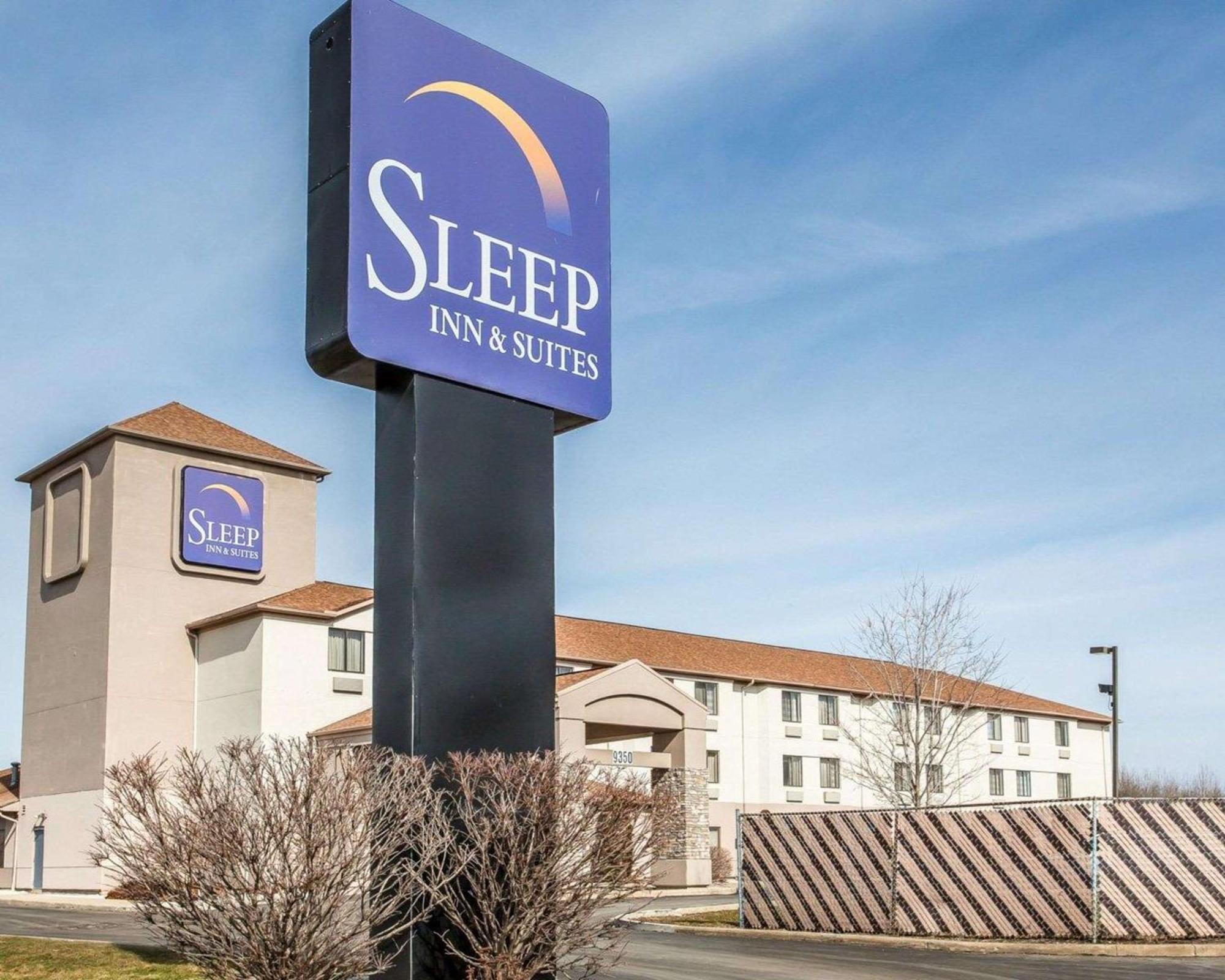 4 Couple-Friendly Hotels Close to Geneva Community Ctr