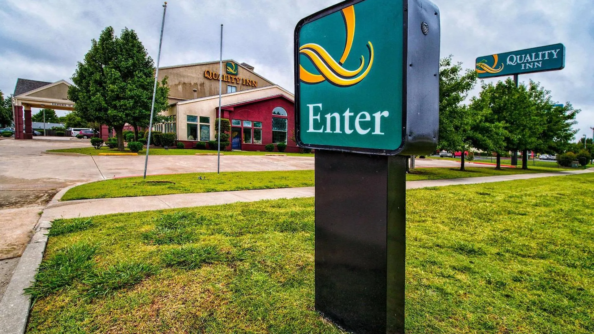 8 Oklahoma Hotels With Free WiFi That Actually Deliver
