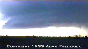 feature photo.jpg (34139 bytes)